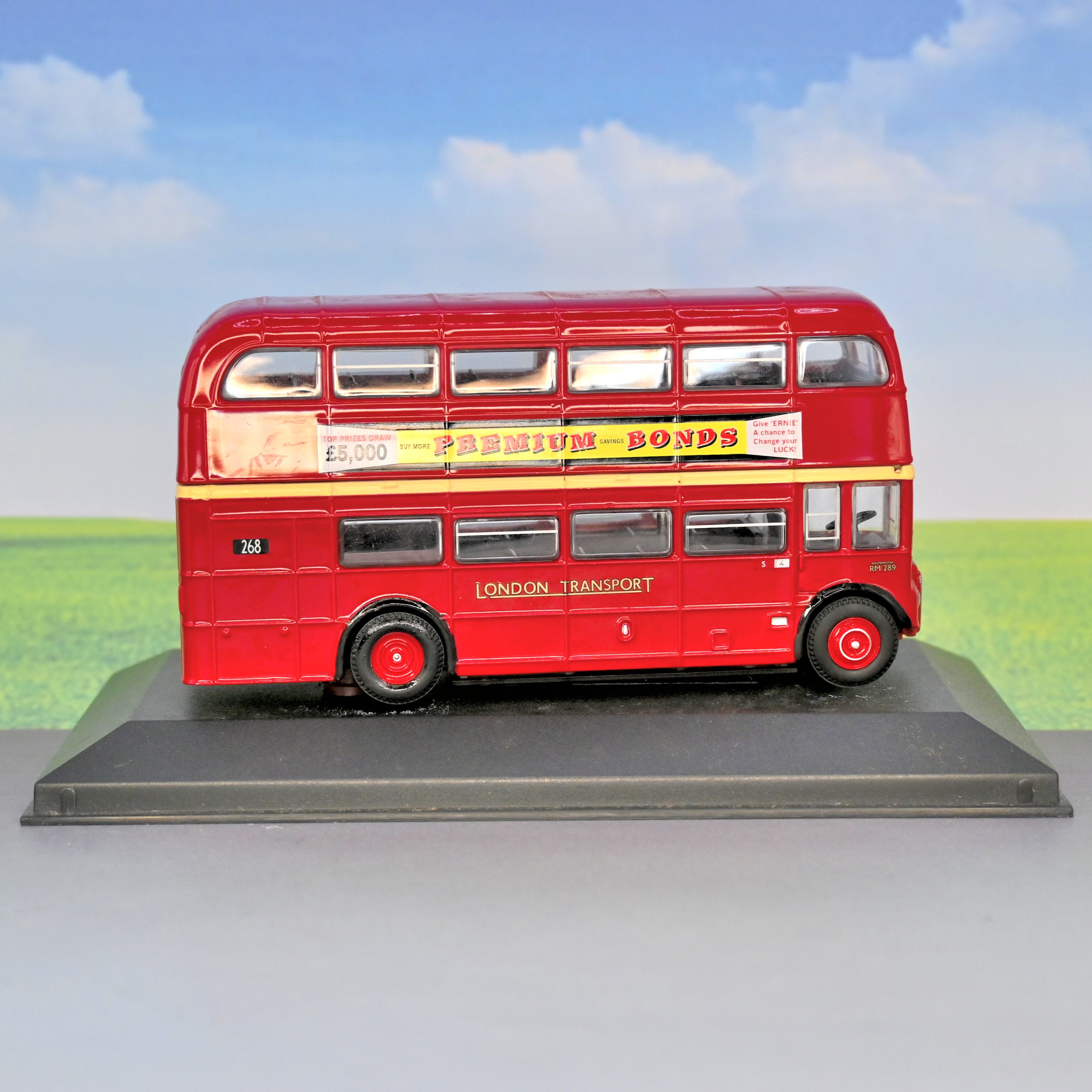 Jouet Ancien Bus Routemaster London Transport - The Tudor Rose - Années 50/60