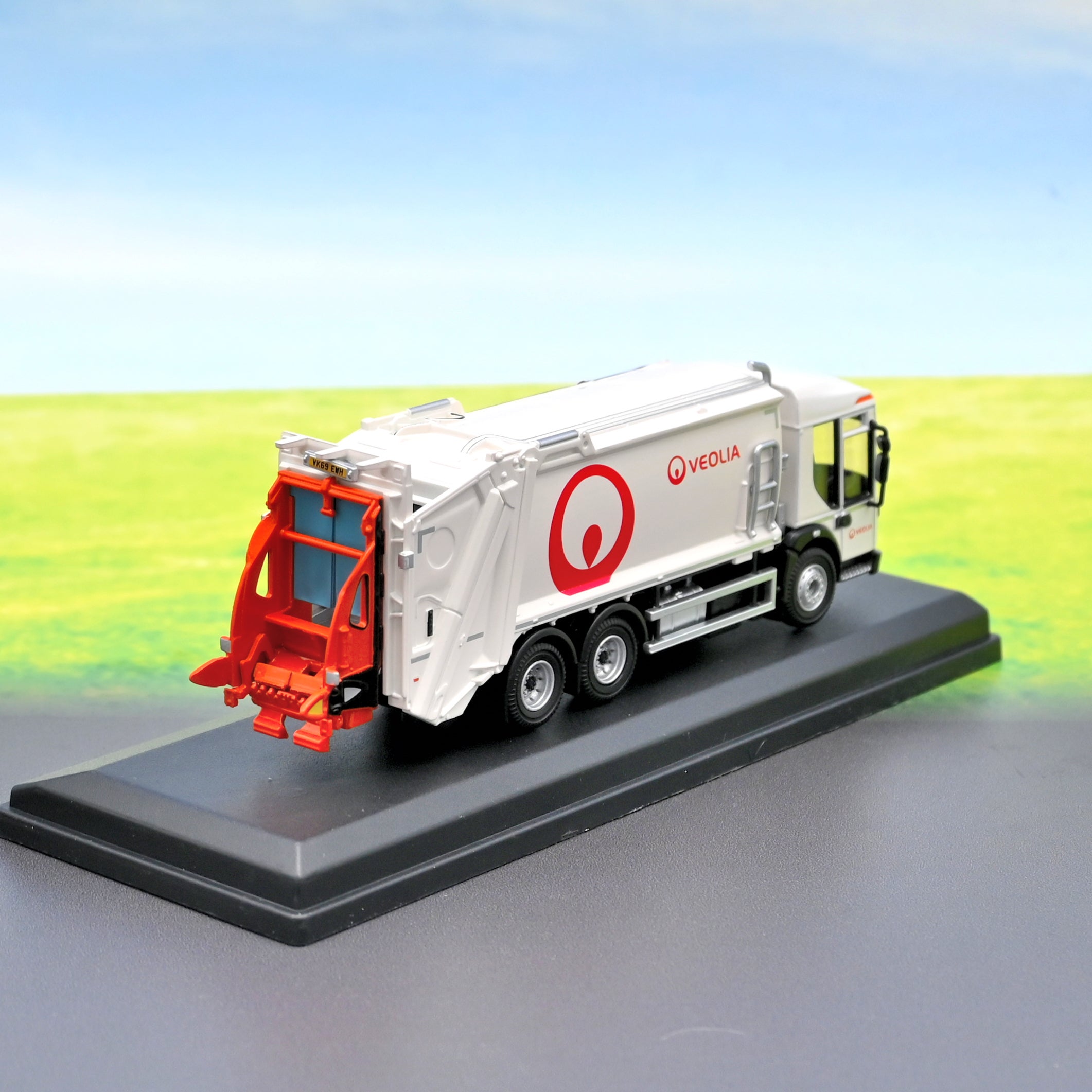ミニカー　1/76 デニス イーグル オリンパス ゴミ収集車 Veolia  [OX76DE002] 京商 ミニカー | OXFORD 1/76 デニス イーグル オリンパス ゴミ