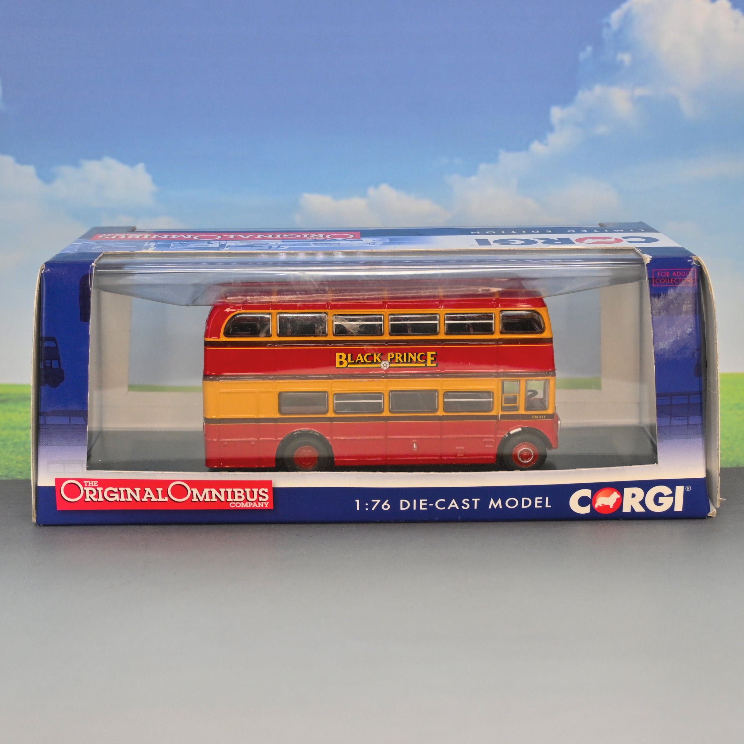PRE-OWNED Corgi OM46308A / AEC Routemaster / Black Prince / 1:76 Scale ...