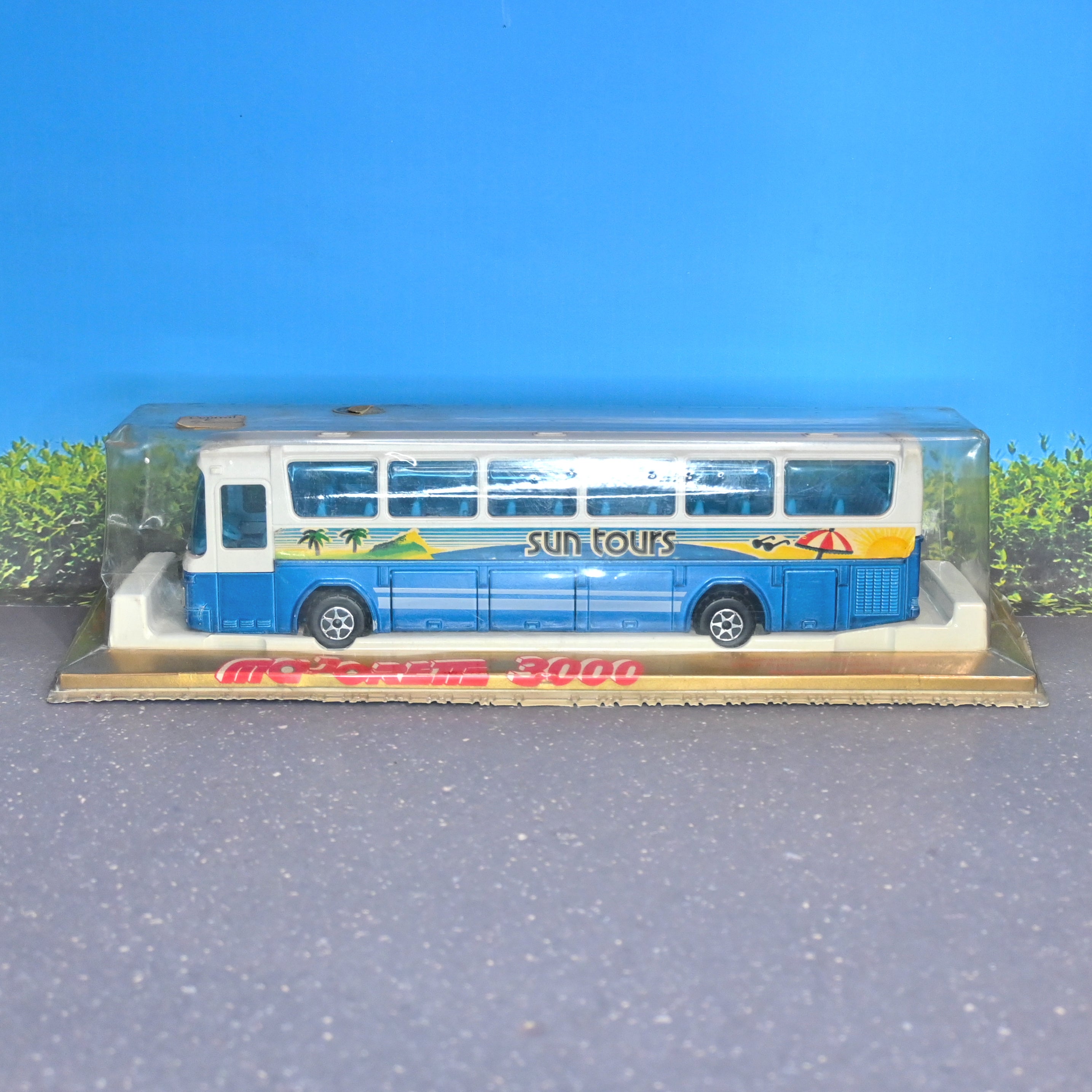 Autobus Mercedes Majorette Série 3000 - Échelle 1/55 - Réf. 3064 - Occasion Bon État
