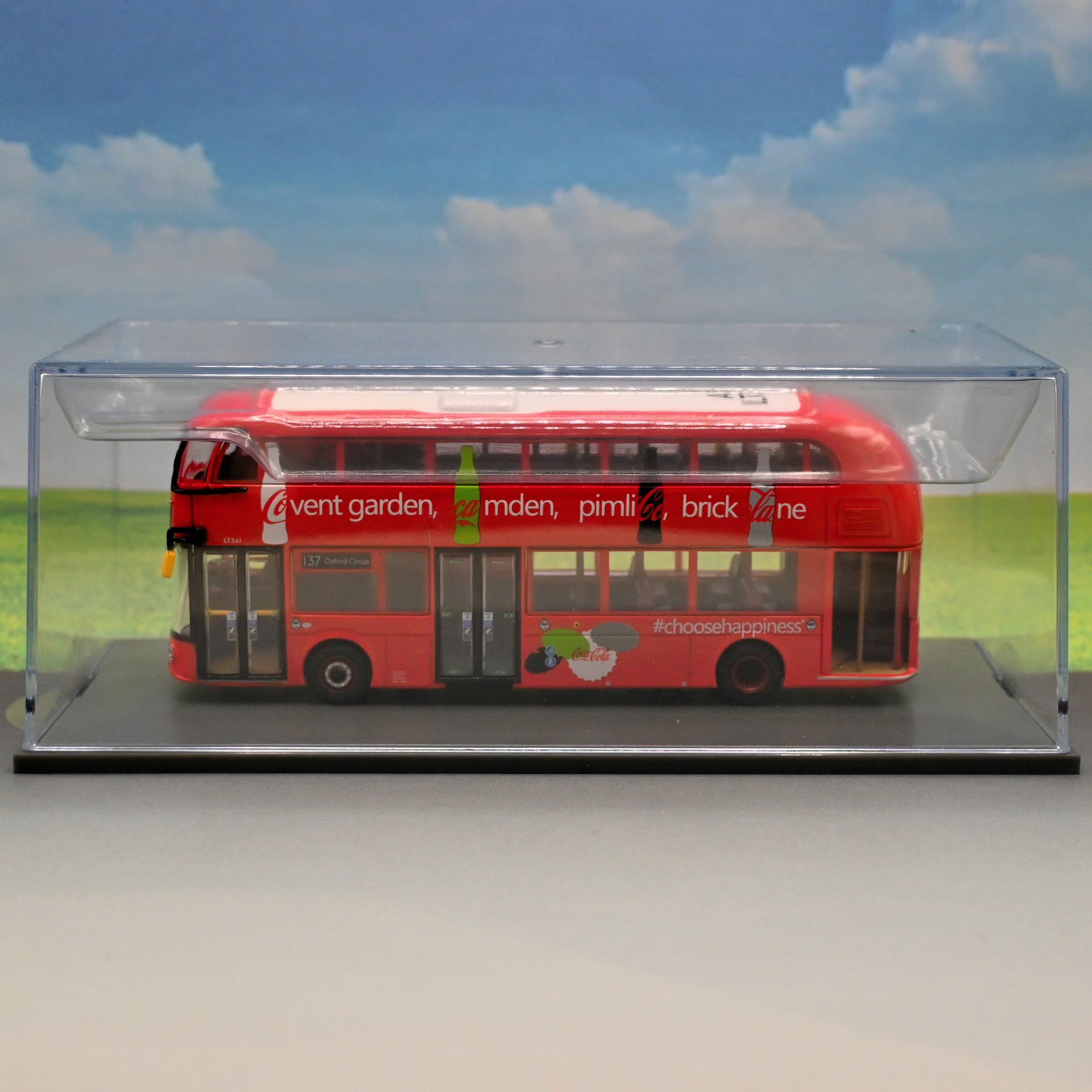 corgi-om46615b-wright-new-routemaster-arriva-london-coca-cola-1